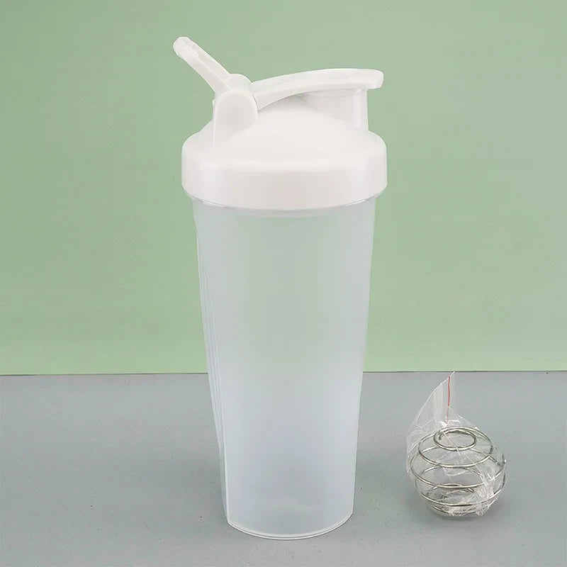 Coctelera de Proteina 600ml Antifugas con Bola Mezcladora