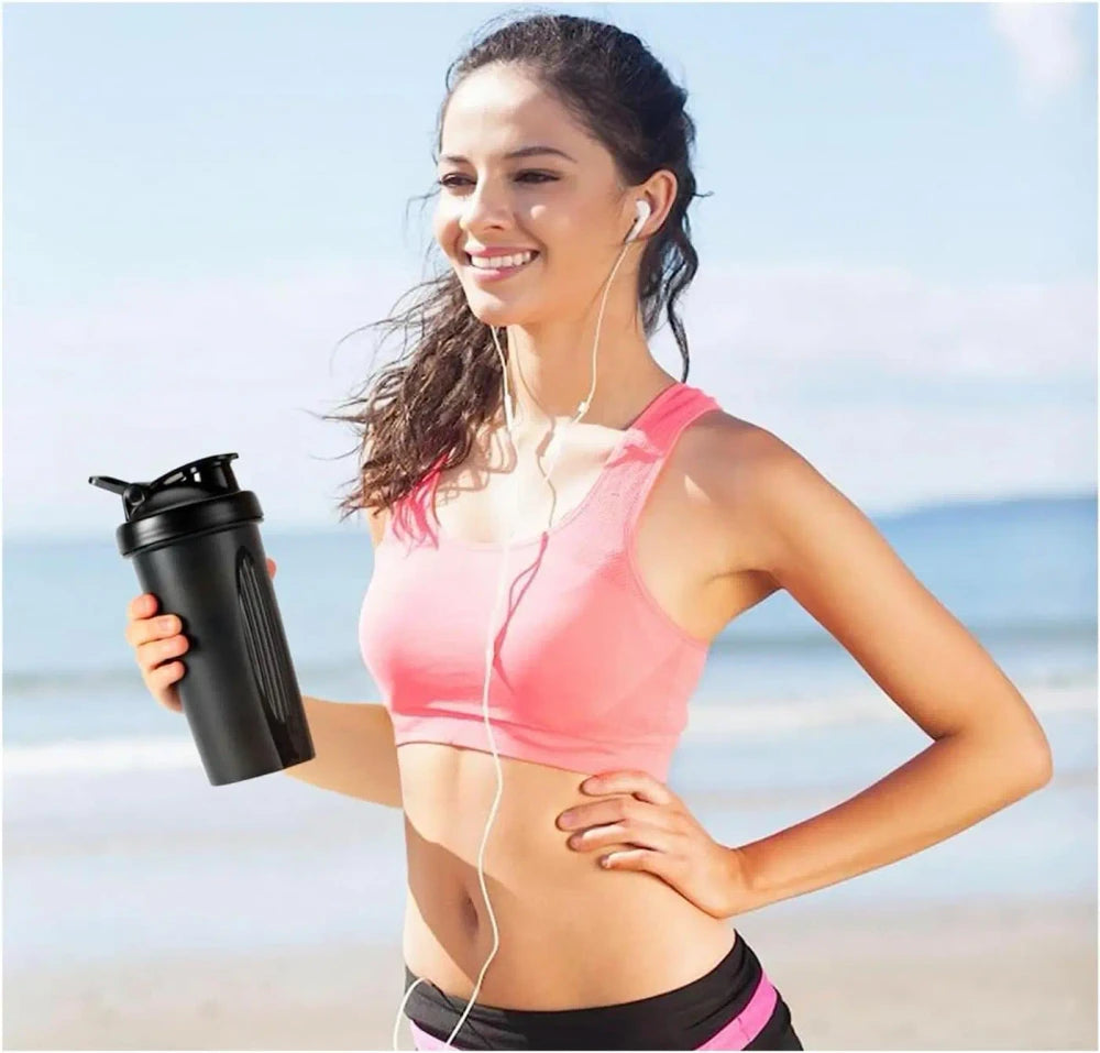 Coctelera de Proteina 600ml Antifugas con Bola Mezcladora